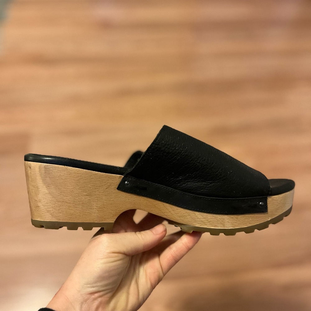 Black Leather Platform Sandals